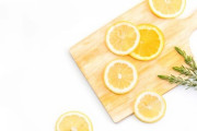レモン汁を頭皮に塗れば髪が生えると発表される