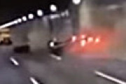 【動画】 トラックの煽り運転にプリウスが巻き込まれる瞬間を捉えた衝撃ドラレコ動画が話題に