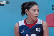 韓国人「韓国のバレーボール女帝キム·ヨンギョンが、日本人審判の誤審に激怒！」→「これが日本人レベル」　韓国の反応