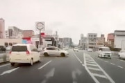 【岡山】この事故で廃車に。あいつもお前もどんな運転だドラレコ。
