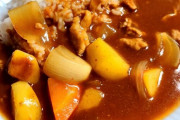 ３大カレー　「ポークカレー」「キーマカレー」