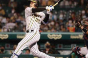 阪神２位井上が代打で三振、157キロを豪快空振り