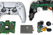 PS5コントローラー『Dualsens（デュアルセンス）』海外ユーザーによる分解動画が公開！バッテリー容量はDS4の約1.5倍、アダプティブトリガーの構造も