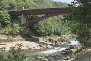 【京都】友人13人と川でバーベキュー　ベトナム国籍の専門学生(22)が流され死亡　保津川  [ばーど★]