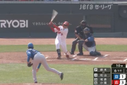 【速報】アンダースロー鈴木、松山に被弾