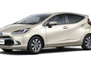 トヨタがハイブリッドカーの新型「アクア」を発売　従来モデルから燃費を約20％改善