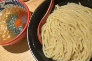 つけ麺とかいう量で男のプライドバトルが発生する食べ物