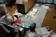 【画像】地震の被害に遭った僕の部屋