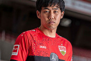 遠藤航がモデル！シュトゥットガルト、2021-22アウェイユニフォームを発表