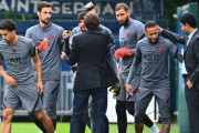【リーグアン】「出てけよ！」 崩壊危機のPSG、サポーターが選手に嫌がらせ
