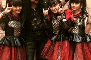 フレデリク（元ドラフォ・シンセイナム）さんとBABYMETALオフショット