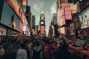 【ほのぼの】若造の頃、アメリカを貧乏旅行してたんだがNYに着いた時は金もなく空腹でとても寂しい気持ちだった