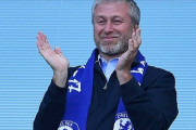 チェルシー、オーナーのアブラモビッチ氏の資産を英政府が凍結…チケットやグッズ販売、選手獲得など禁止に　クラブ売却は厳しい条件付きで可能