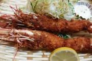 【食事】エビフライのシッポを食べるのはマナー違反？　食べるときに気をつけるべきこと　栄養士に聞いた