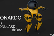 プロペラで空を飛び、スケートボードにも乗れる2足歩行ロボット「LEONARDO」！