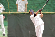 巨人･中田翔、フリー打撃でサク越え8発！！！