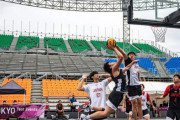 【悲報】雨の中バスケ3人制の東京五輪テスト大会開催 →会場の屋根が未完成で2試合が中止に