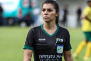 【サッカー】激昂したブラジル人監督が女性副審の顔面に頭突き　暴力を否定も即日解雇