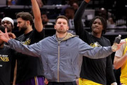【NBA】ドンチッチ復帰くらいしかLALに流れを変える方法なくない？