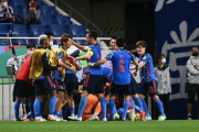 「オウンでもゴールはゴール！」「勝ったー！」森保ジャパンが最終予選２勝目をもぎ取る！ ファンも大歓喜