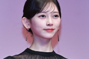 乃木坂46池田瑛紗、ノースリベストで抜群スタイル全開「惚れ惚れする美しさ」「透明感が爆発してる」と反響