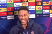 ◆CL小ネタ◆バイエルン戦リベンジ達成のネイマールさん、嬉しすぎて完全躁鬱状態！？泣いてたと思ったら突然大笑い(´・ω・｀)