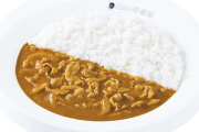 何でも「高市ガー！」に結びつけたいニダ　〜　朝日新聞　深夜のココイチで50代バカ食い男が『インフレ』に思いを馳せる謎小説を連載