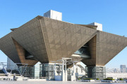 【悲報】東京ビッグサイト、五輪延期の影響で東館が2021年の秋まで利用不可に
