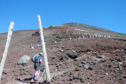 静岡「旅行のついでに富士登山するのやめて」
