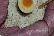 【画像】夜食にローストビーフ丼作ったｗｗｗｗｗｗｗｗｗｗｗｗｗｗ