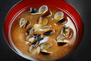 【悲報】一般家庭では味噌汁に入ってるシジミを食べないことが判明ｗｗｗｗｗ