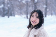 【日向坂46】売り切れ続出！？金村美玖1st写真集『羅針盤』裏表紙を解禁！！！