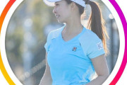 「乃木坂メンバーかと」人気女子プロテニス選手、三つ編み＆えぐれすぎ胸元、ファン歓喜「どぎまぎさせないで」「アイドルそのもの」