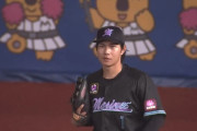 【ロッテ対オリックス13回戦】ロッテ・藤原、アウトカウント間違えてボールをスタンドに投げ込んでしまう