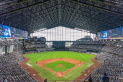 韓国人「新しくできた日本の開閉式ドーム球場がすごい件」