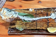【画像】俺氏、魚の綺麗な食べ方で思わず育ちの良さを出してしまうｗｗｗｗｗｗｗｗｗ