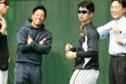 【朗報】阪神・江越、ビジョントレーニングメガネVisionupを着用！！