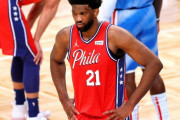 【NBA】エンビードさんWAS戦で膝を逆パカしてしまう