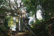 【怖い話】神社のベンチに変なおっさんがいる。そして…