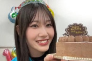 櫻坂46向井純葉、19歳のお誕生日も笑顔満開の配信に【SR個人配信】