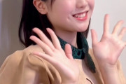 弓桁あここん、コンサート1公演目終わって机に向かって1人で黙々とご飯食べてたら18期の楽しそうな会話が聞こえてきて泣きそうになる