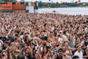 【オランダ】野外音楽フェスに参加した1000人以上が新型コロナ感染