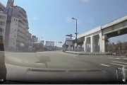 【悲報】「かも知れない運転」で防げないドラレコ映像、ガチで見つかるｗｗｗｗ