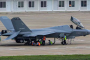 中国海軍向けの第5世代戦闘機J-35、高解像度画像が初登場