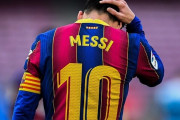 【悲報】世界最高のサッカー選手メッシ、遂に無職になってしまった模様…