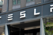 テスラ、時価総額7000億ドル突破 トヨタ・VW・GMなど自動車大手6社の合計価値上回る