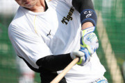 高卒2年目、充実のキャンプ　1軍で経験積む井上―プロ野球・阪神