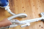 「紙パック式掃除機」に出戻りした人たちが感じた「サイクロン式掃除機」のデメリット