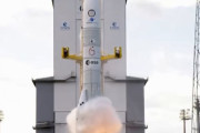 欧州の新型主力ロケット「アリアン6」打ち上げ、軌道の投入に成功…エンジン再点火できず！