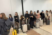 【櫻坂46】海外空港での出待ち、こういうのって...
